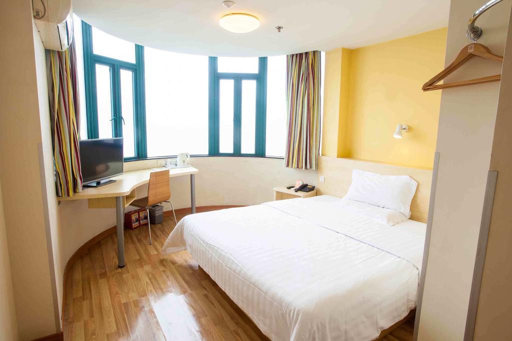 7Days Inn Dongguan Nan Chen Quarto foto